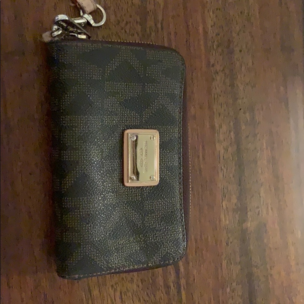 Michael Kira wristlet